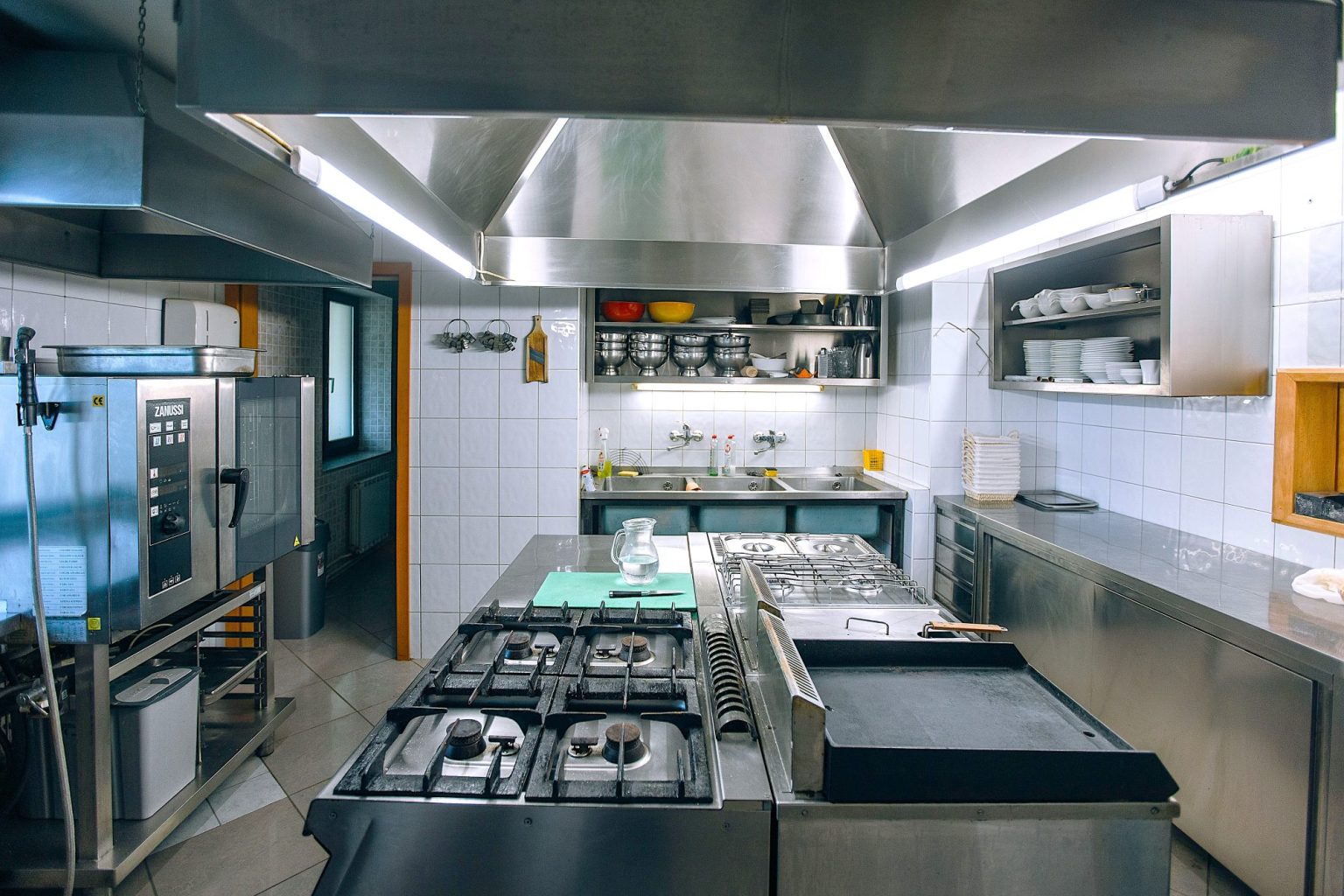 Event dining at Akinitis